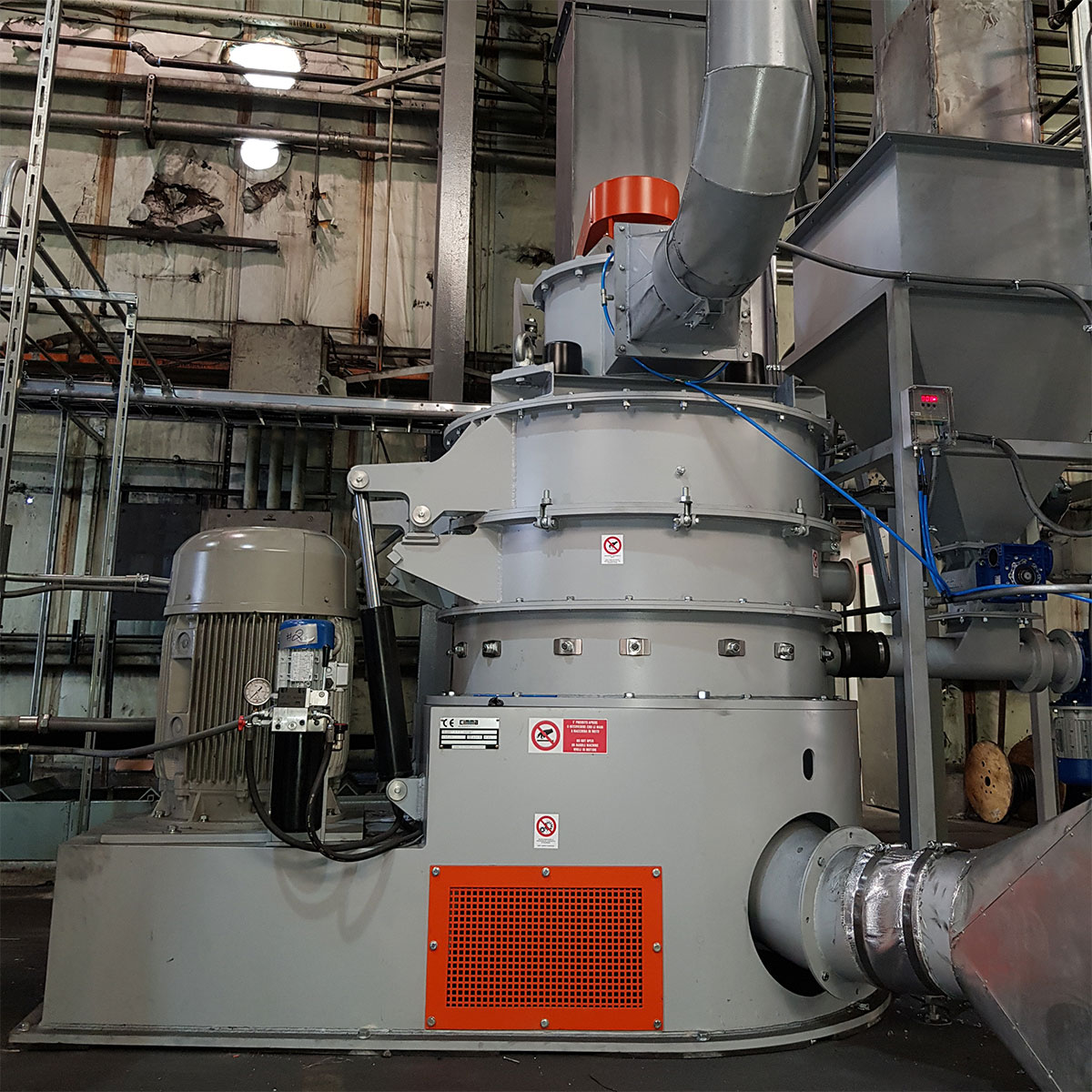 Molino micronizador industrial Cimma con clasificador de aire